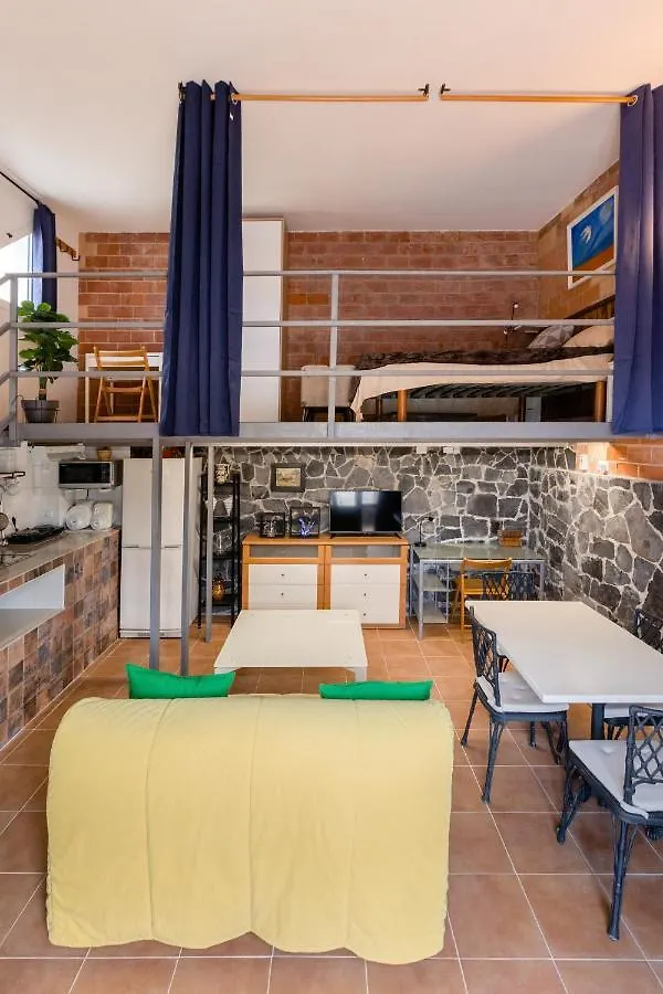 El Rinconcito: Cozy Space In A Seaside Village Santa Cruz de Tenerife Spain